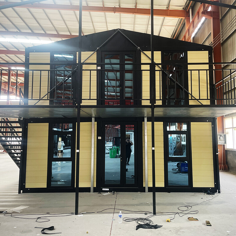 Double Wing Extension Room