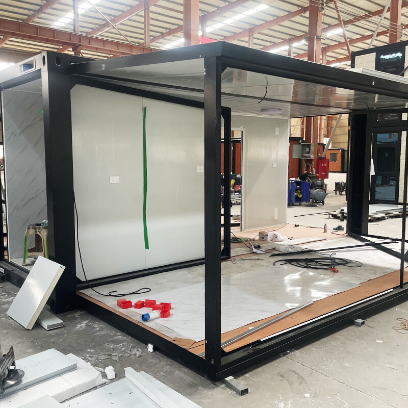 Double Wing Extension Room