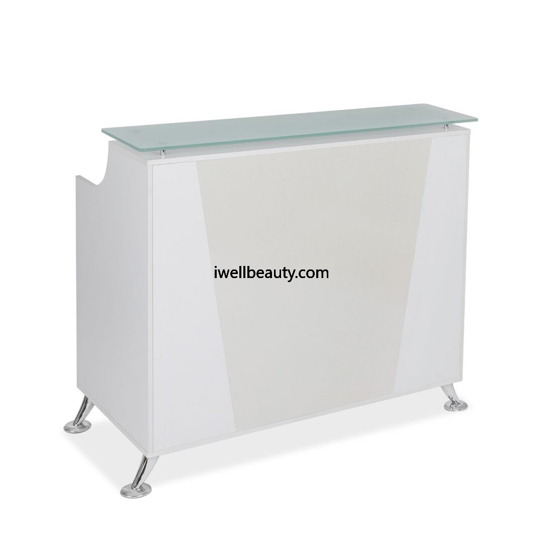 White  barber waiting area-MD-BW0060