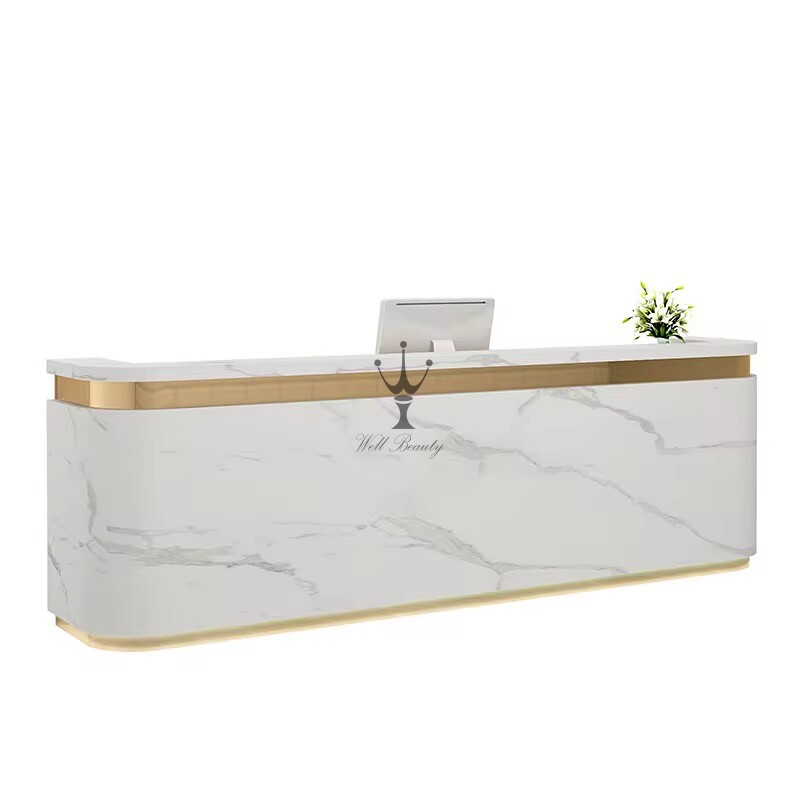 White barber waiting area-MD-BW0076