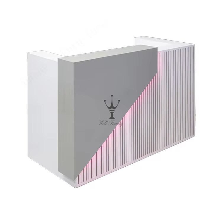 White barber waiting area-MD-BW0072