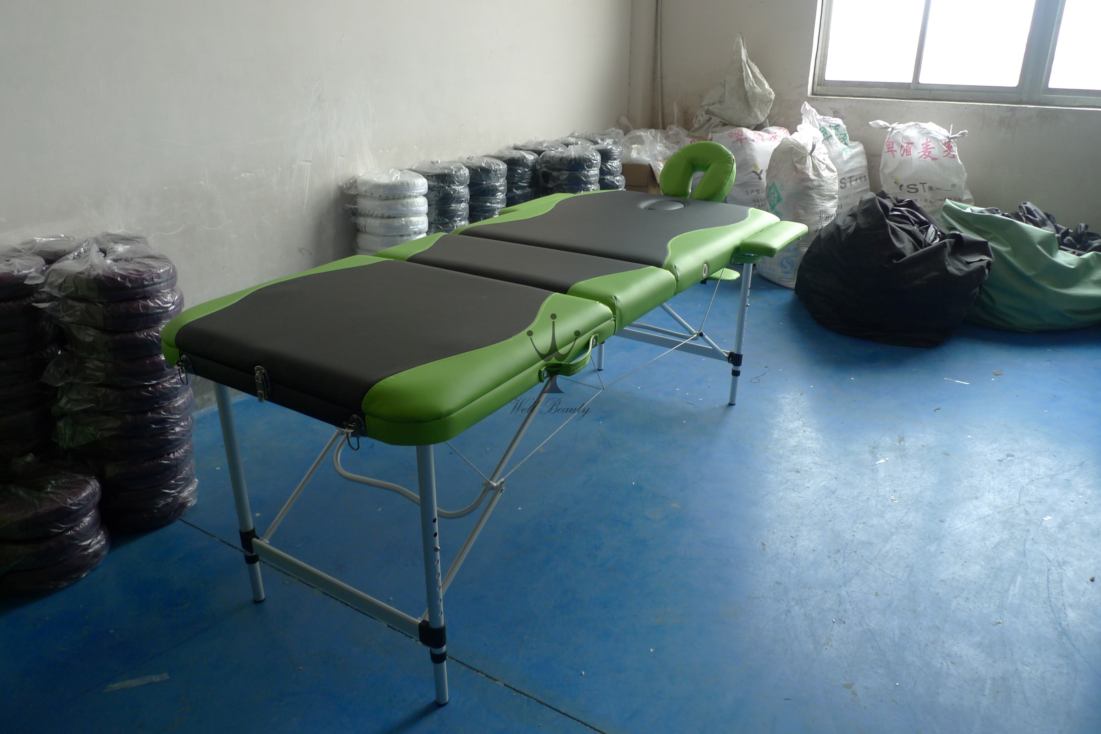 Black massage bed-MD-SMB0029