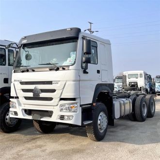 Легкий грузовой фургон Howo 4x2 15T с закрытым кузовом