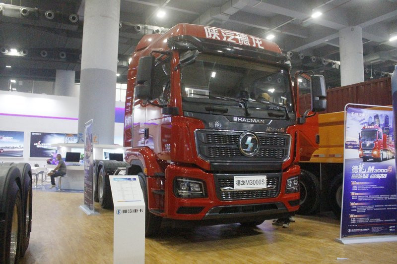 Тягач Shacman M3000 S