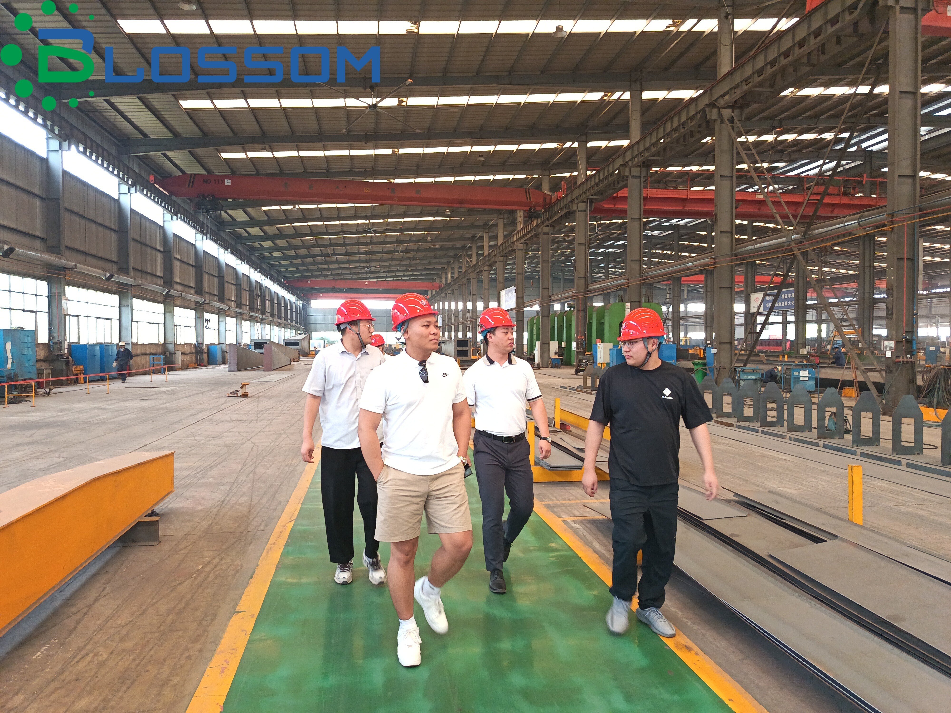 Ready to go! Actively preparing to ship high-quality goods to the Indonesian market on June 5