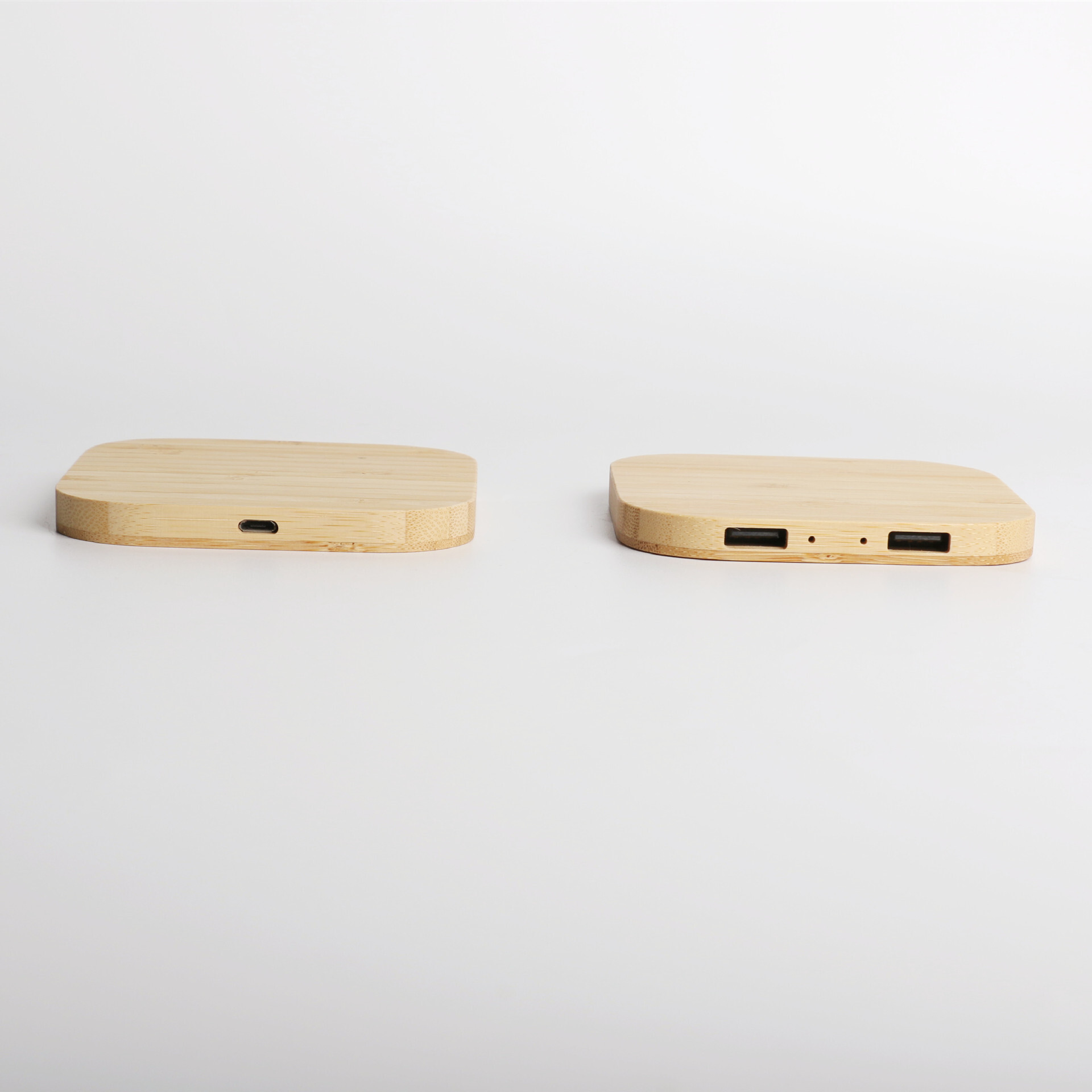 TPC25   15W Square Bamboo Wireless Charger 
