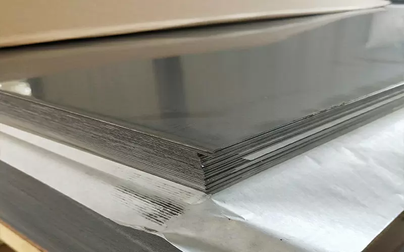 Stainless steel plate