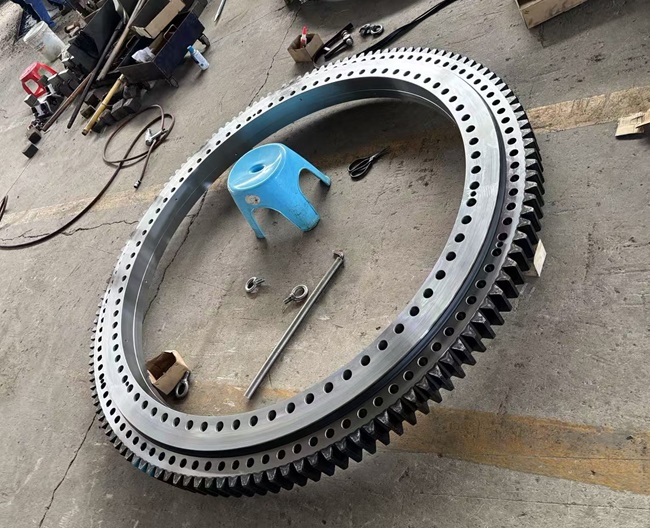Terex-Demag AC160 Crane Slewing Bearing 42CrMo 134 Teeth