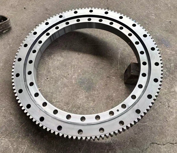 MTE540 29.65 inch external gear slewing bearing kaydon slewing ring