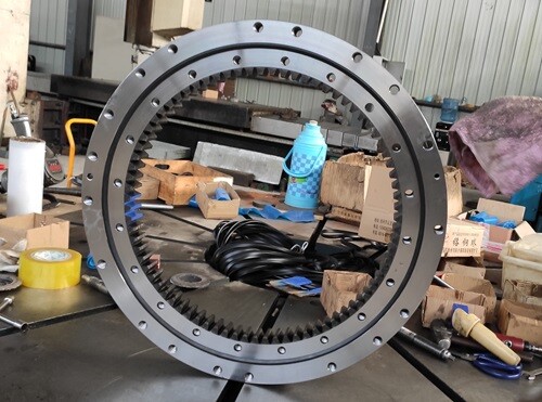 Kx040 Kubota mini excavator slewing bearing