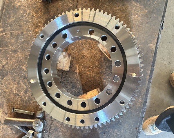 Unic z290 mini slewing bearing