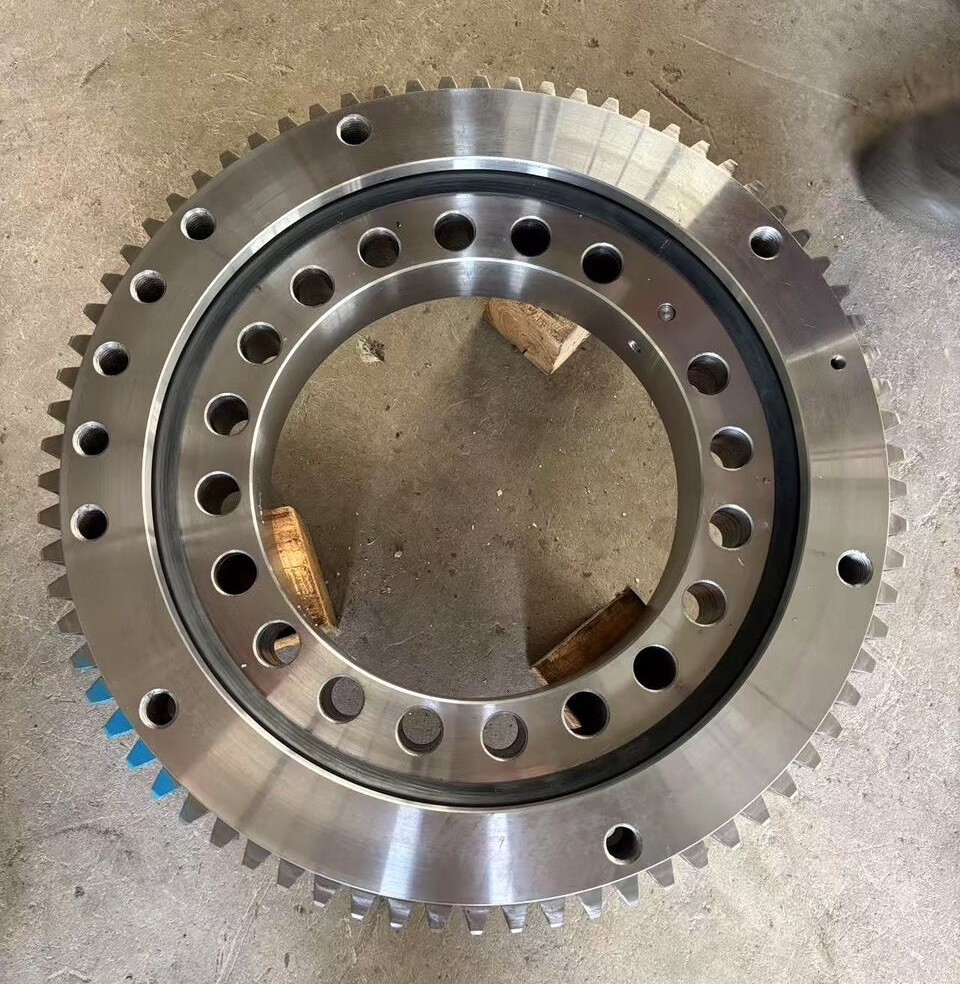 Fx300 456*240*70mm 74 teeth slewing bearing