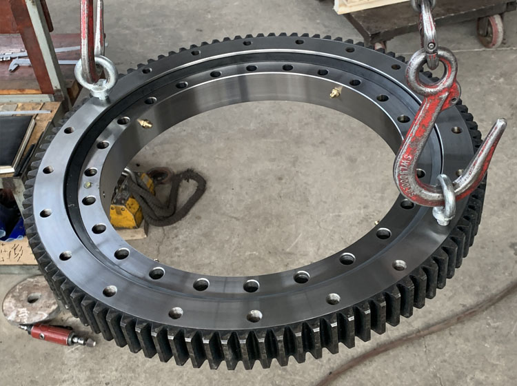 061.20.0414 Rothe erde light slewing bearing 