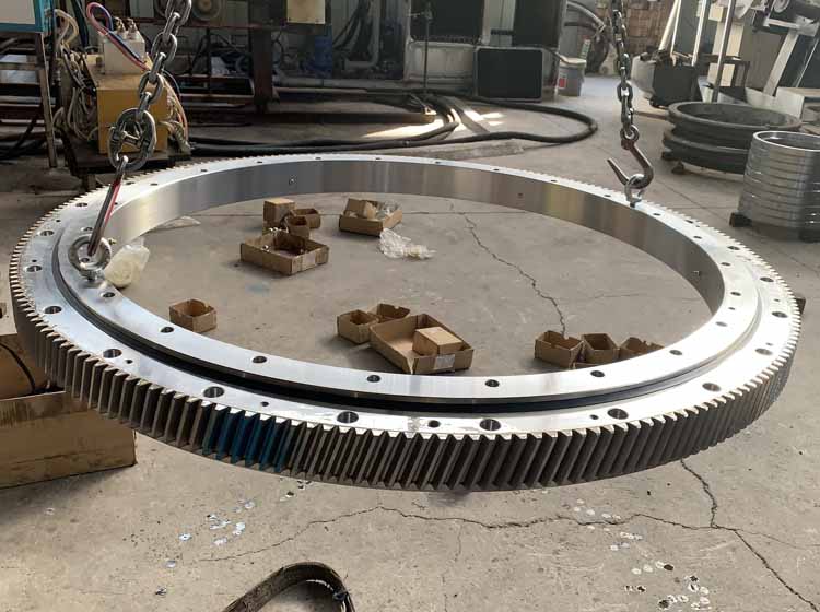 Beer filling machine slewing bearing with helical gear