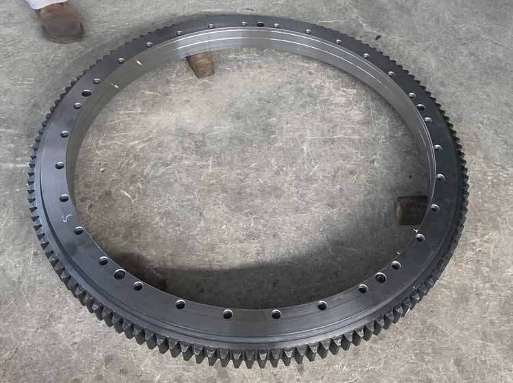 Atlas 1304 K excavator Slewing gear PN. 2662480 RING