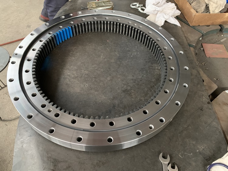 Kato NK70m 4.9ton truck crane slewing bearing