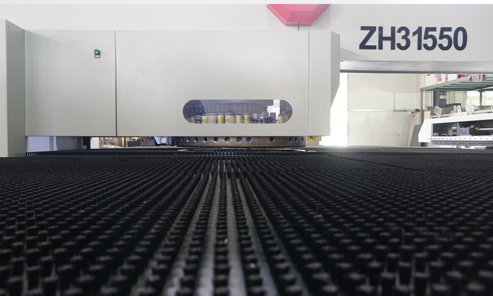 CNC Turret Punch Press Manufacturer.jpg