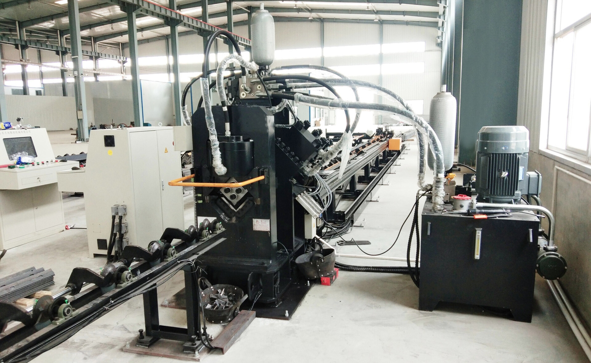 Líneas angulares CNC