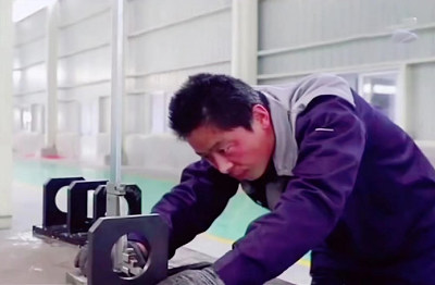 Assembly workers with more than 6 years of work experience and strict assembly process and assembly sequence to ensure the realization of assembly process requirements