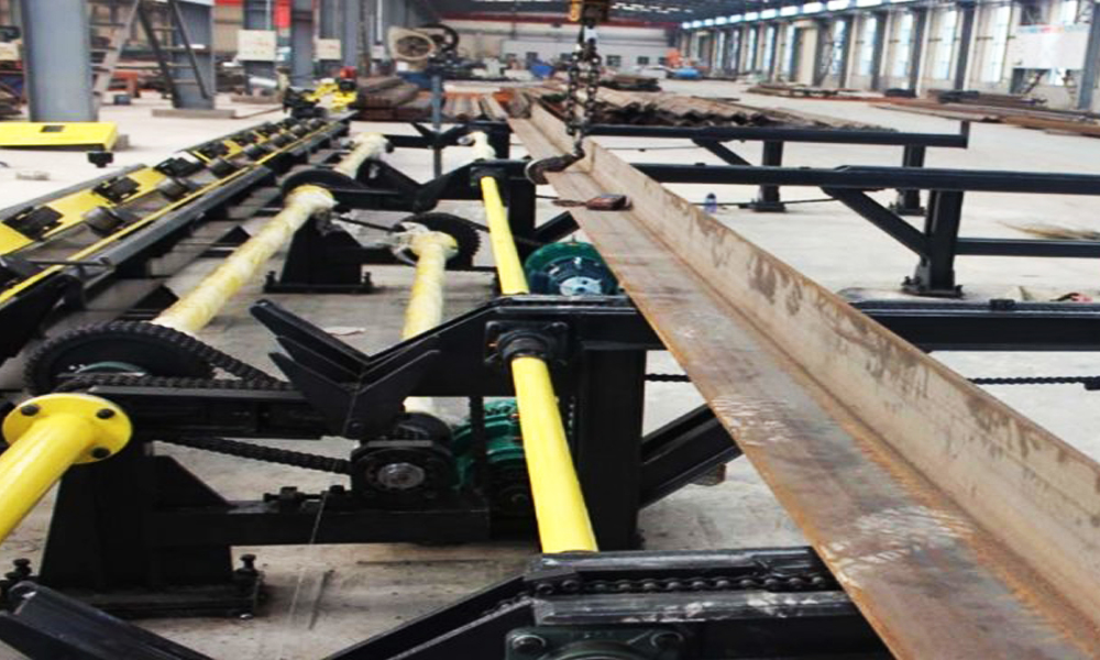 Precauciones para el reemplazo de matrices de punzonado en línea de ángulo CNC