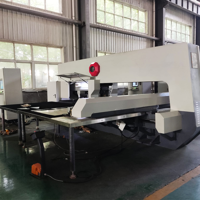 Pantalla de punzonadora CNC 31550