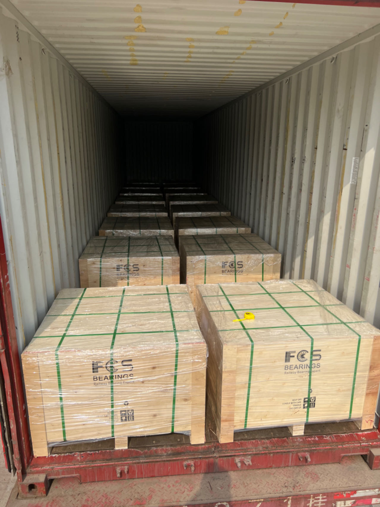FOCUS BEARING shipped 2000pcs truck bearings to Dubai