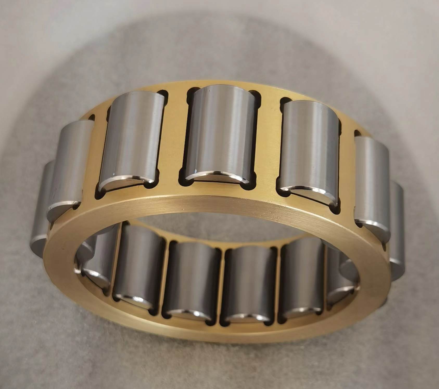  TR50 TR60 TR100 Mining Quarry Dump Truck Bearing 15238327 RC-020 15015363 RC5040A RHP