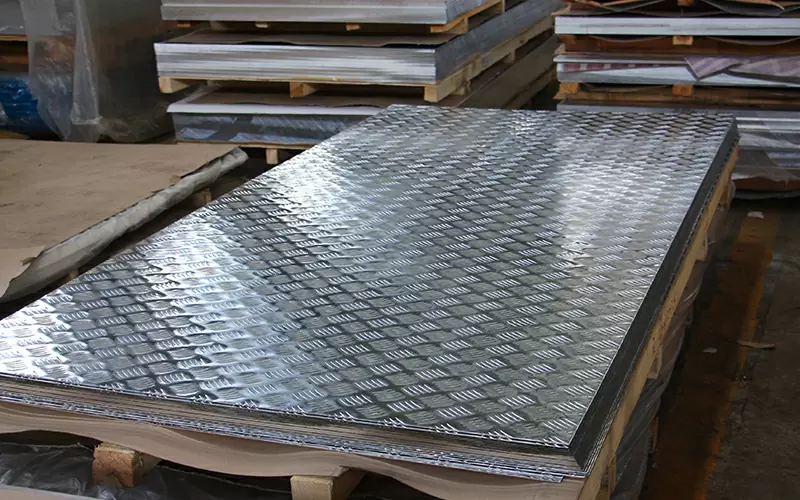 Aluminum checkered plate