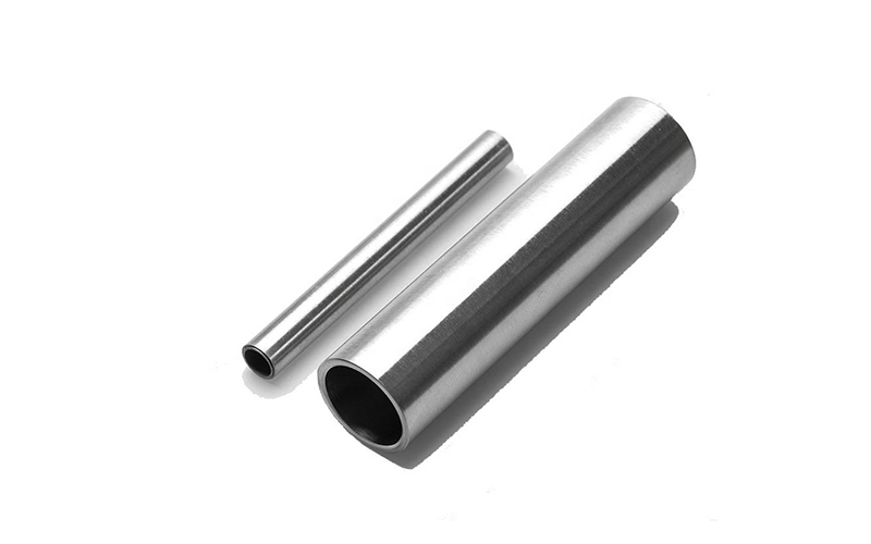 Stainless steel seamless pipe