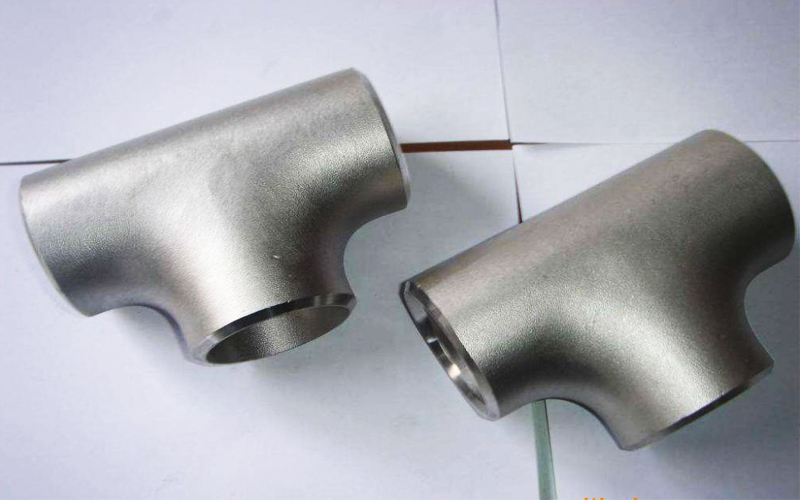 Stainless steel tee