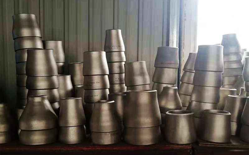 Stainless steel reducer