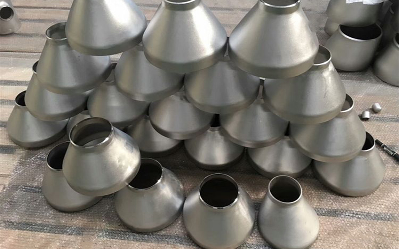 Stainless steel reducer