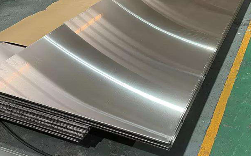 Titanium alloy plate