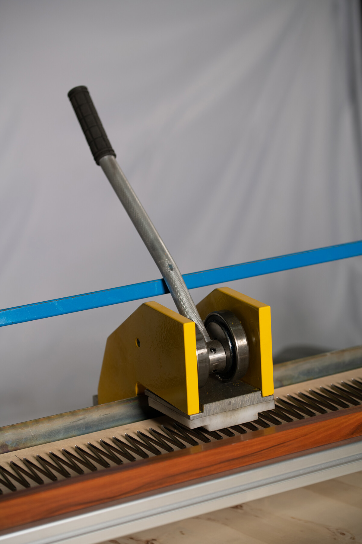 Manual Finger Punch Machine - MFP 900