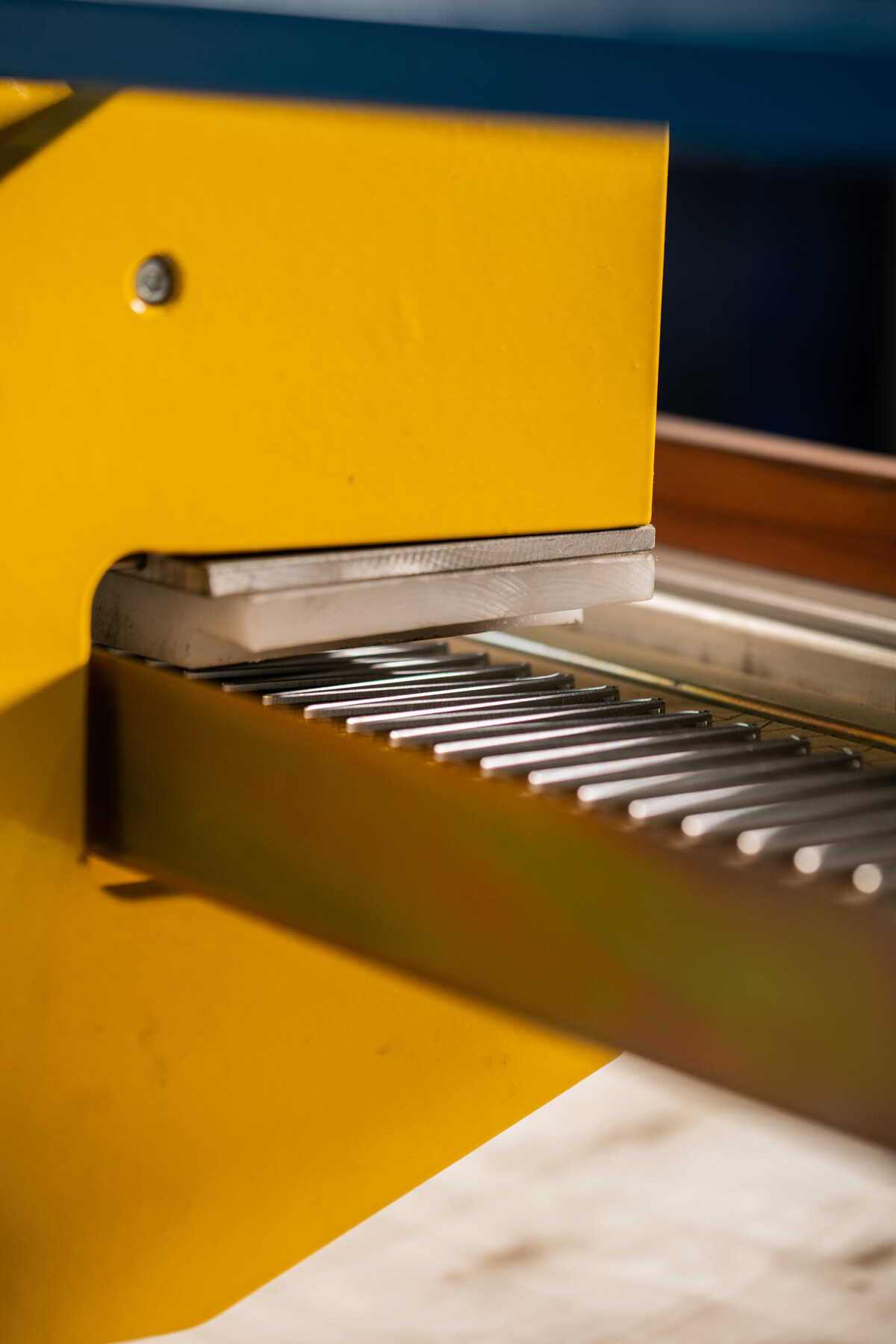 Manual Finger Punch Machine - MFP 900