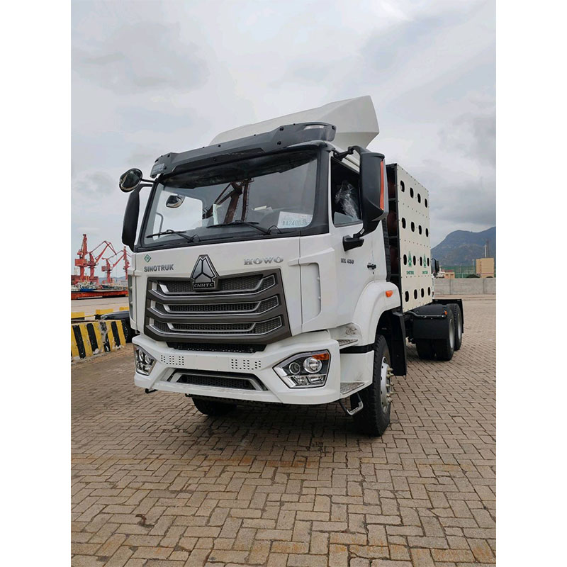 SINOTRUK HOWO NX CNG tractor truck 6x4