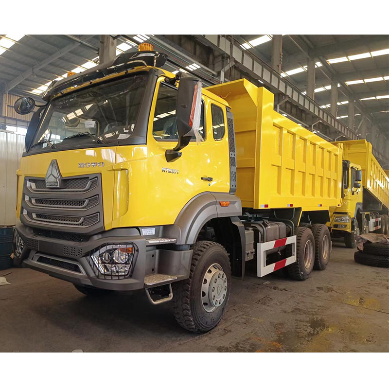 SINOTUK HOWO N7 6x4 dump truck