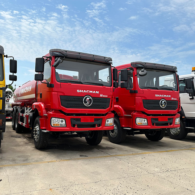 SHACMAN H3000 fuel tanker truck