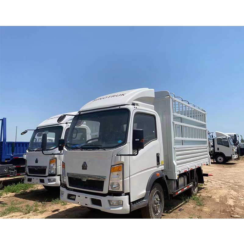 SINOTRUK HOWO light duty cargo truck