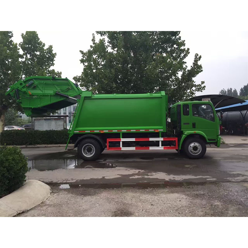 HOWO garbage truck 4x2