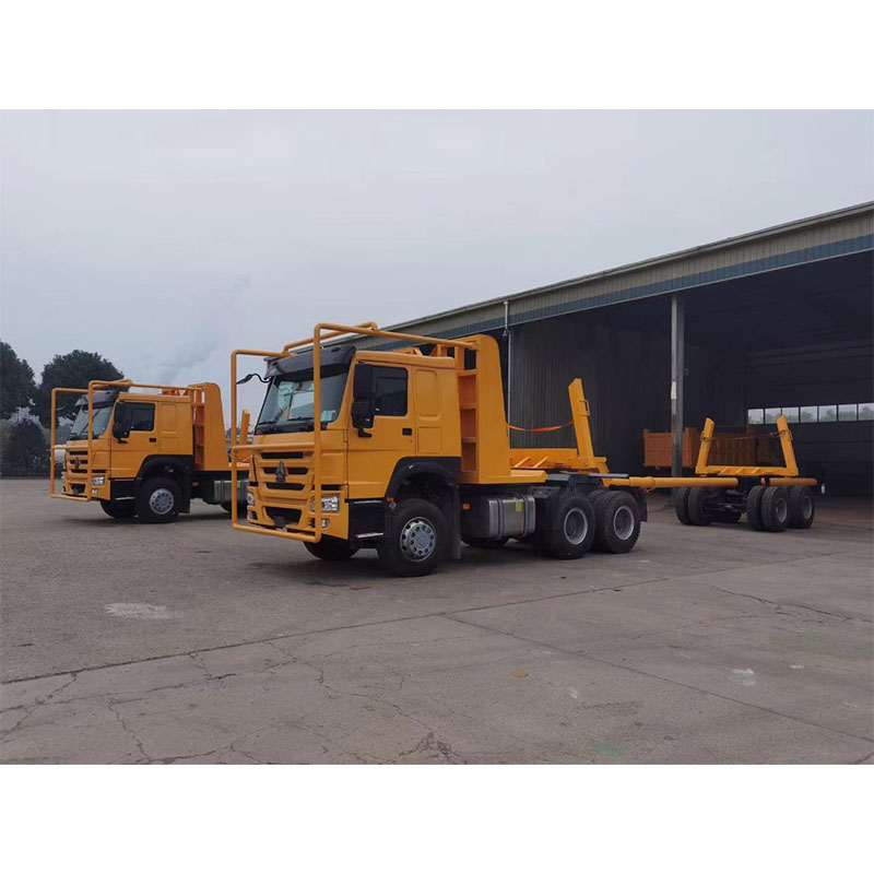 HOWO wood logging truck