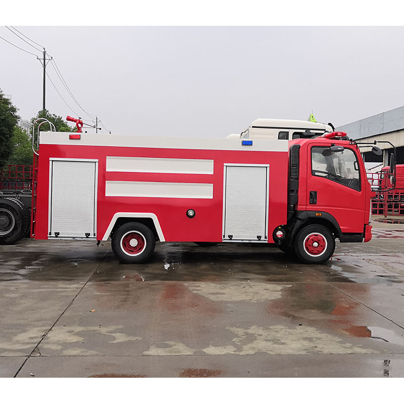 SINOTRUK light fire truck