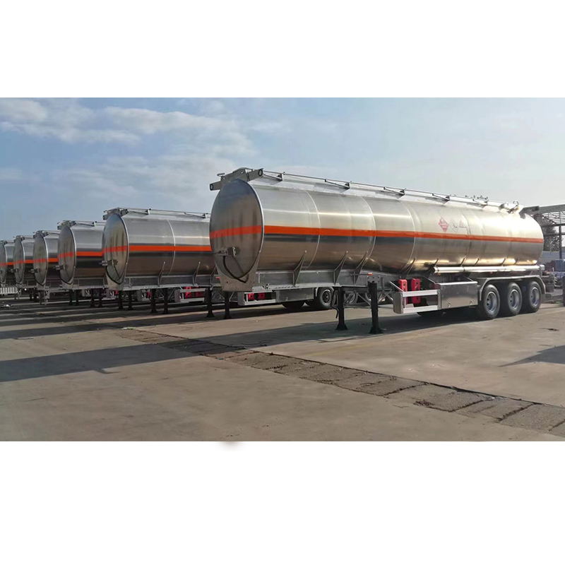 CHINA SINEWHUA fuel tank trailer