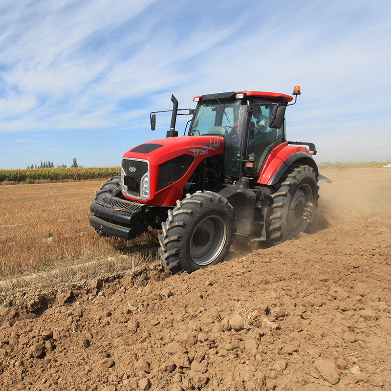YTO farm tractor
