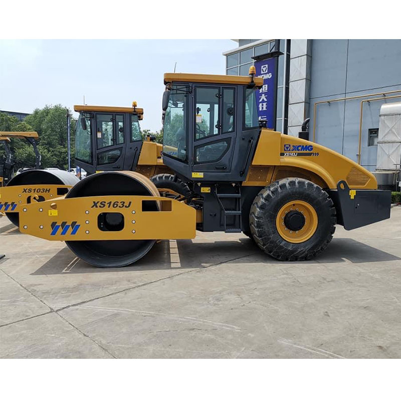 XCMG roller XS163J