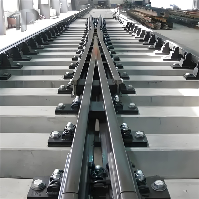 Bridge plant turnout rail