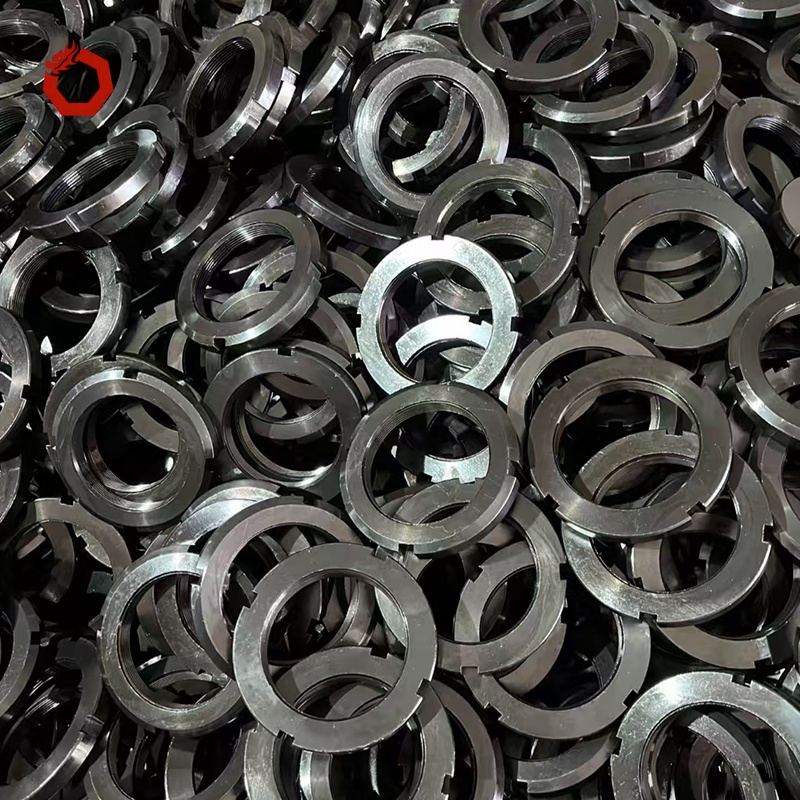 Round Nuts