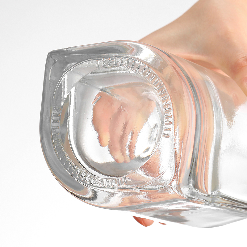 Bouteille en verre de spiritueux de luxe