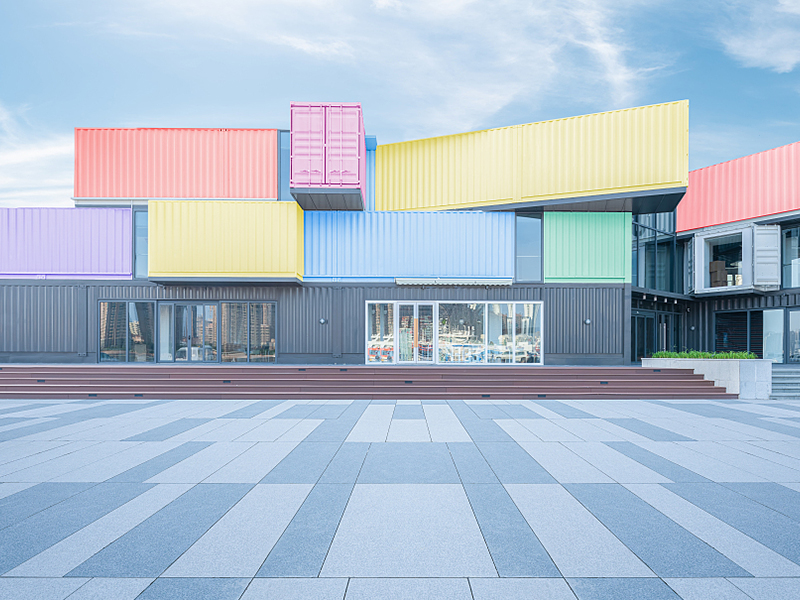 Color coated plate container