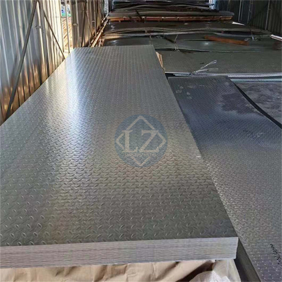 Carbon Steel Checkered Sheet